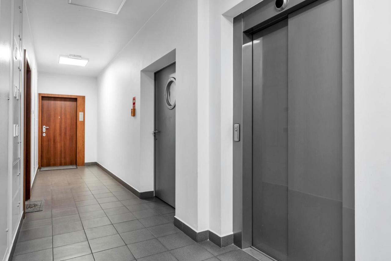1Br New Apt 20Min Centre Parking Варшава Экстерьер фото